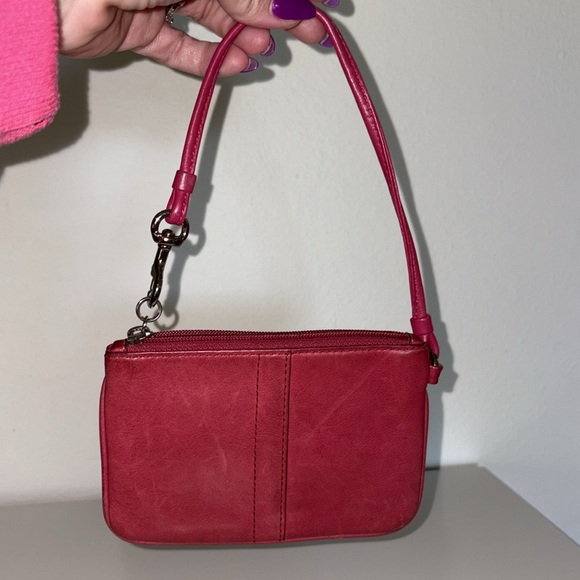 Coach wristlet in Pink - Picture 2 of 3